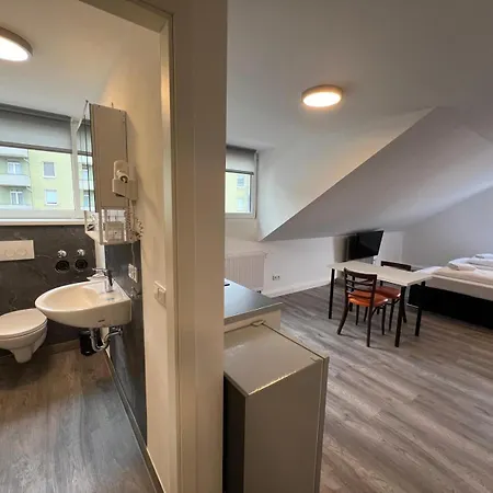 Apartment V3-6 Geraeumige Monteur Mit 2 Schlafzimmern *